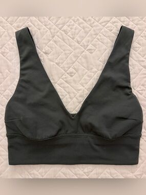 Lululemon Dark Green V-Neck Sports Bra | Size 6 | EUC